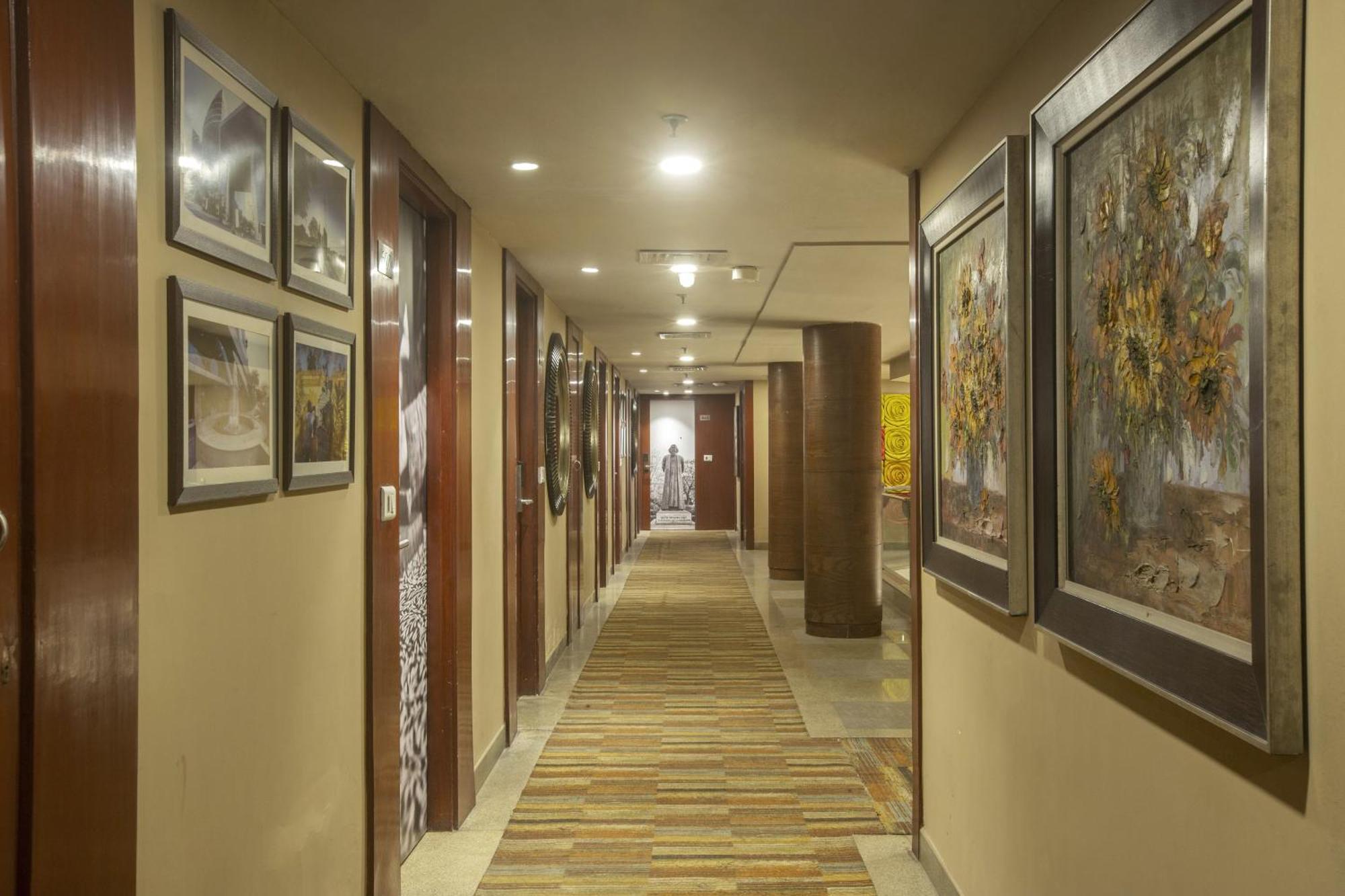 Vesta International Hotel Jaipur Luaran gambar