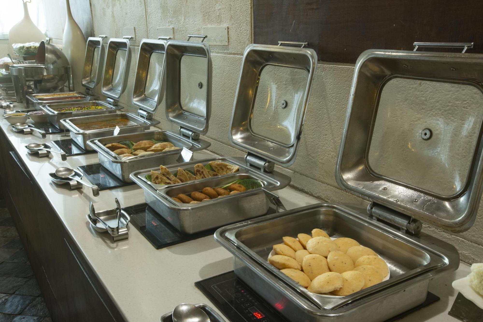 Vesta International Hotel Jaipur Luaran gambar