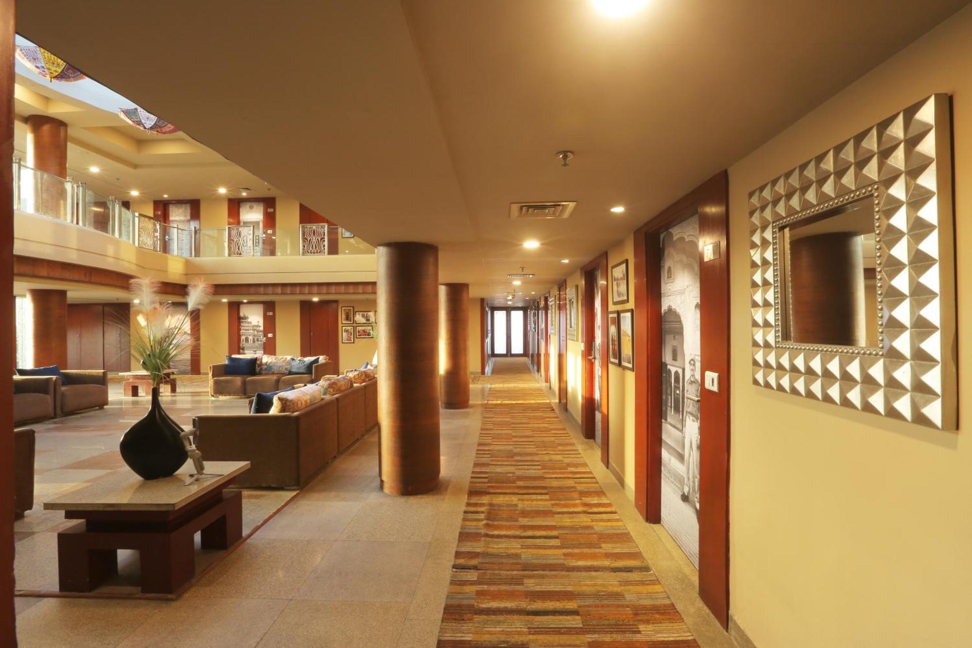 Vesta International Hotel Jaipur Luaran gambar
