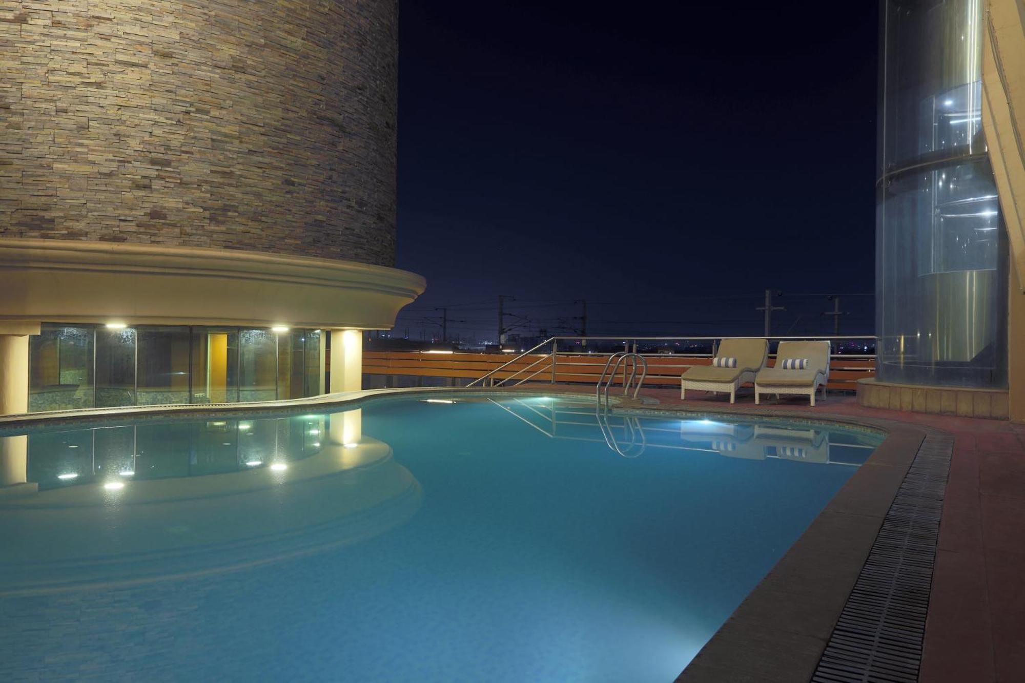 Vesta International Hotel Jaipur Luaran gambar
