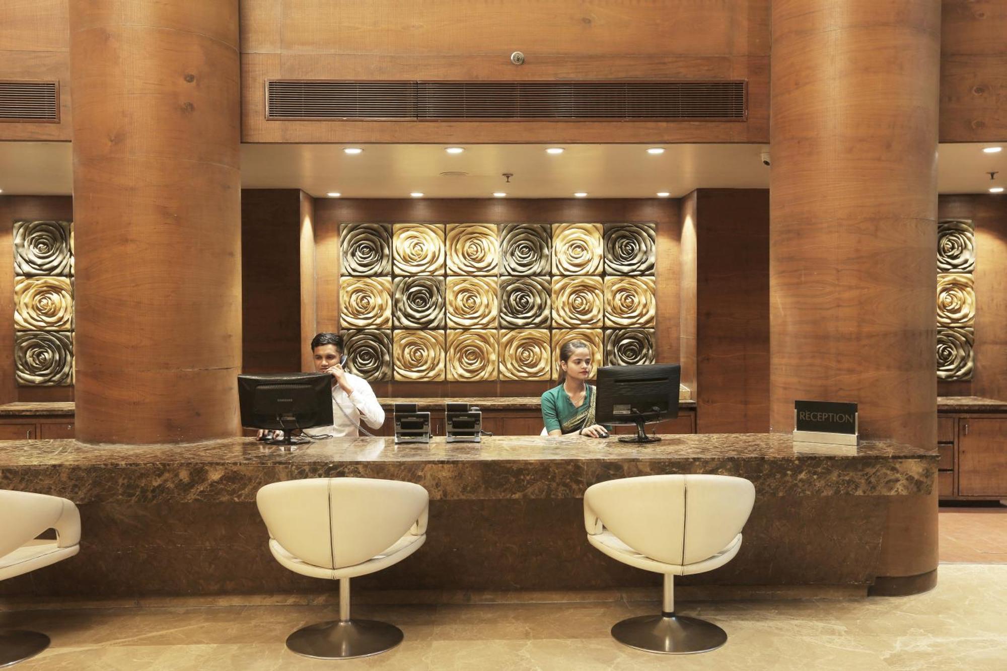 Vesta International Hotel Jaipur Luaran gambar