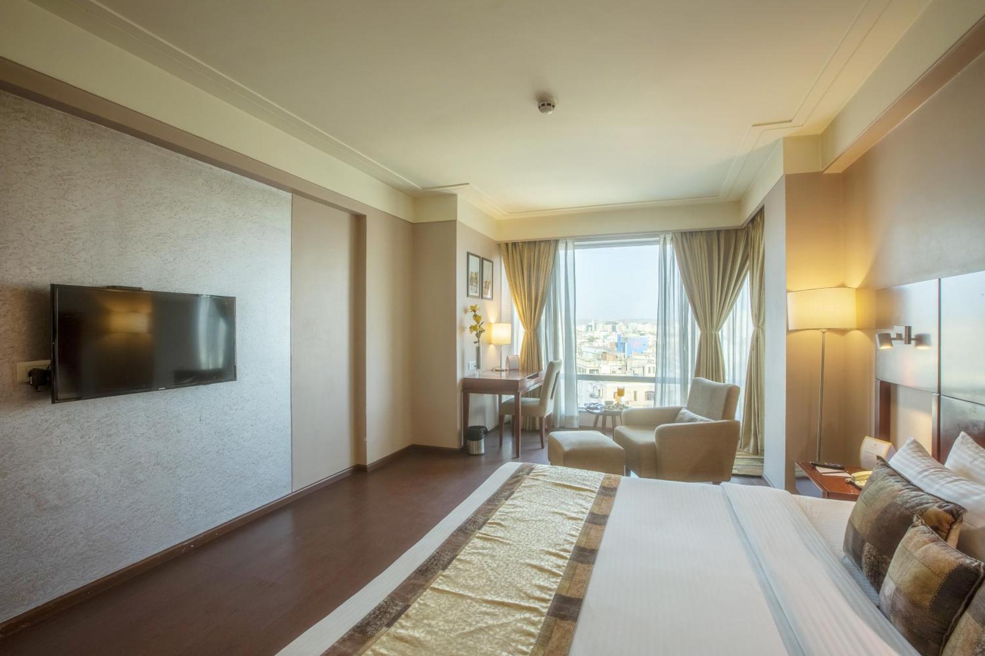 Vesta International Hotel Jaipur Luaran gambar