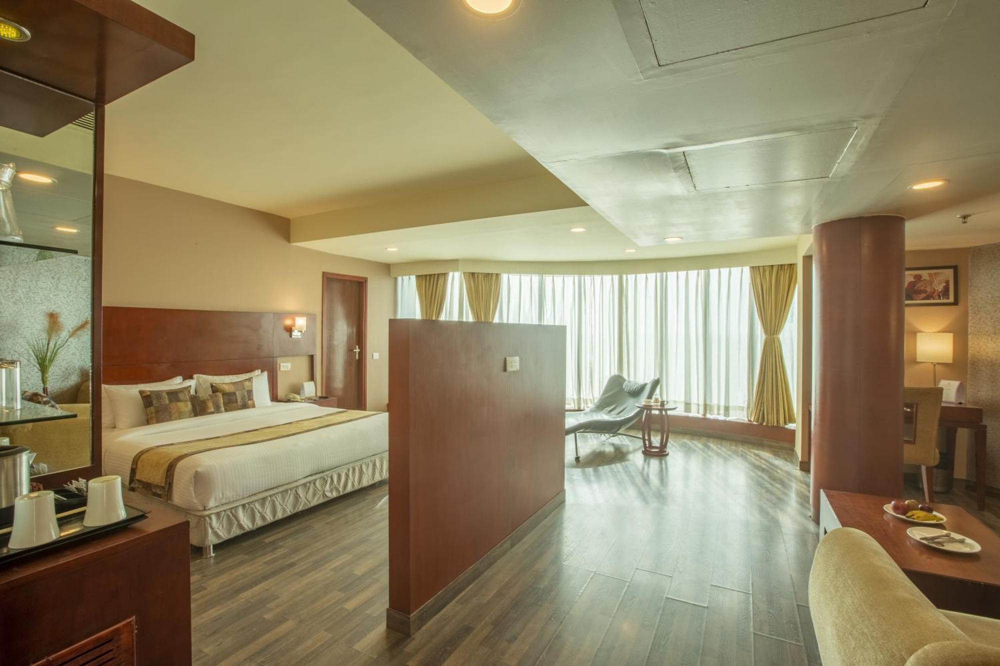 Vesta International Hotel Jaipur Luaran gambar