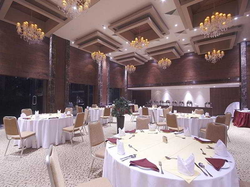Vesta International Hotel Jaipur Luaran gambar