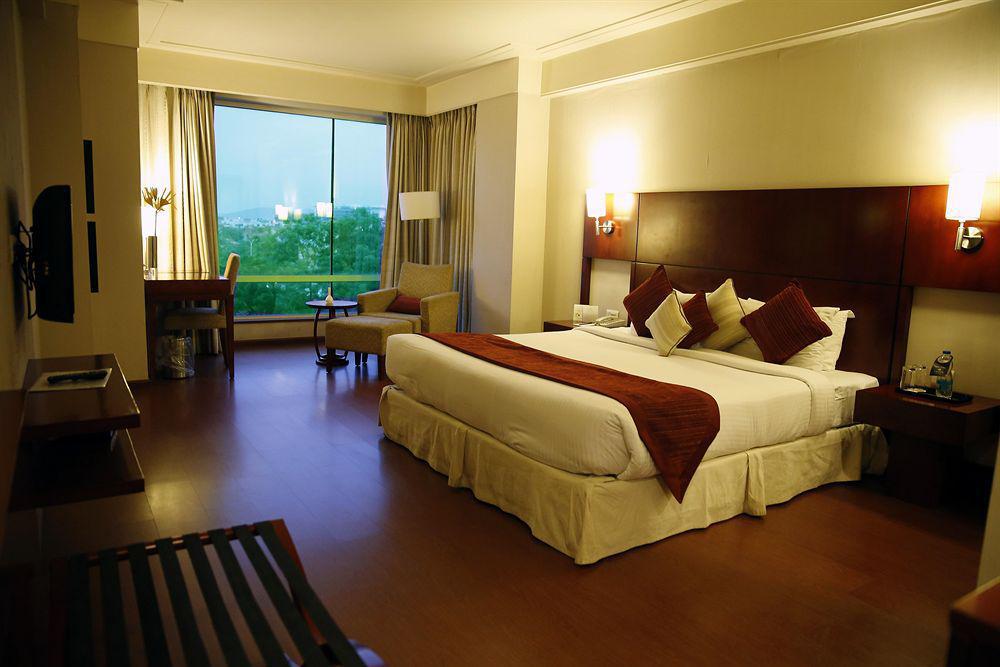 Vesta International Hotel Jaipur Luaran gambar